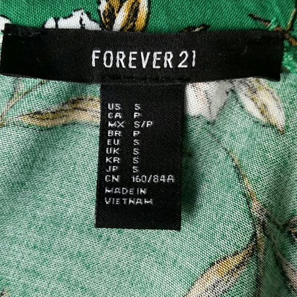 Forever 21 Floral Dress - Picture 4 of 5